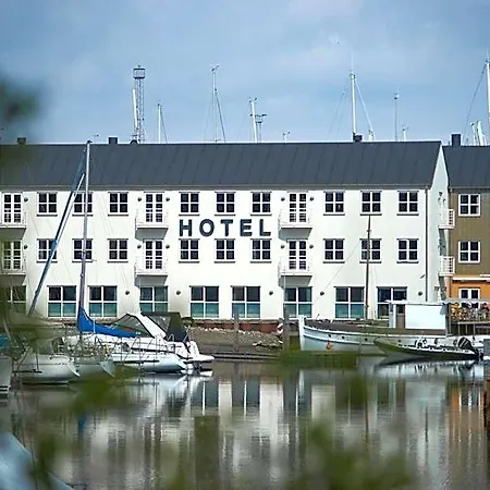 Bb-hotel Havnehotellet Szálloda 2*