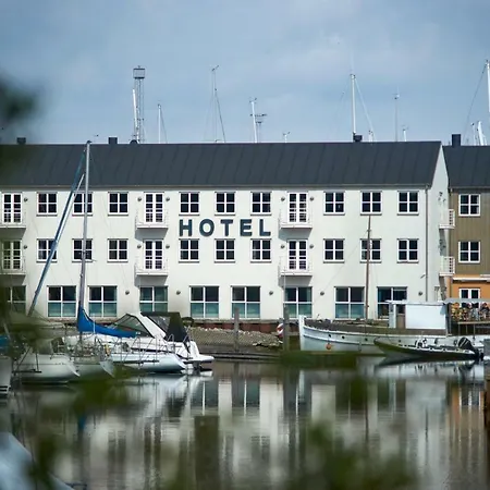 Bb-hotel Havnehotellet Hotel 2*